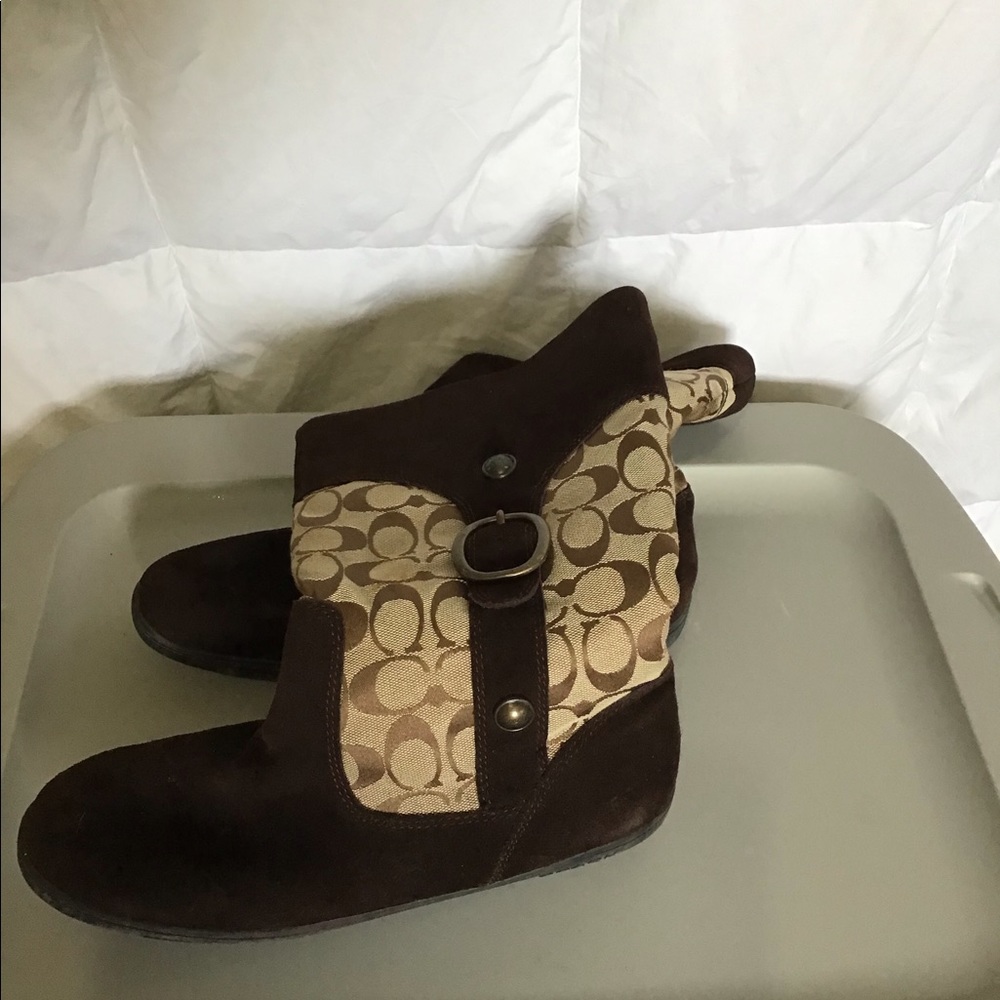 Coach boots